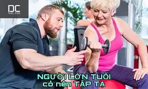 Chả có lý gì mà người lớn tuổi ko thể tập tạ được cả