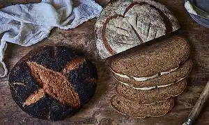 Vì sao dân ăn kiêng lại phát cuồng bánh mì đen
