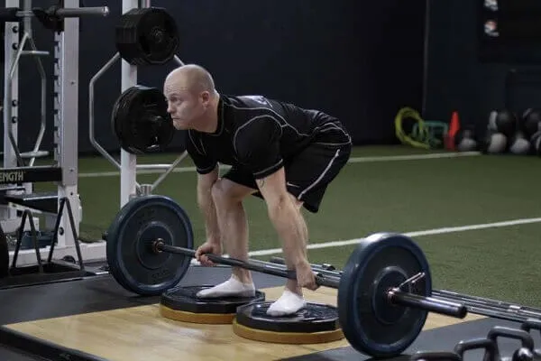 Deficit pull là 1 biến thể của Deadlift