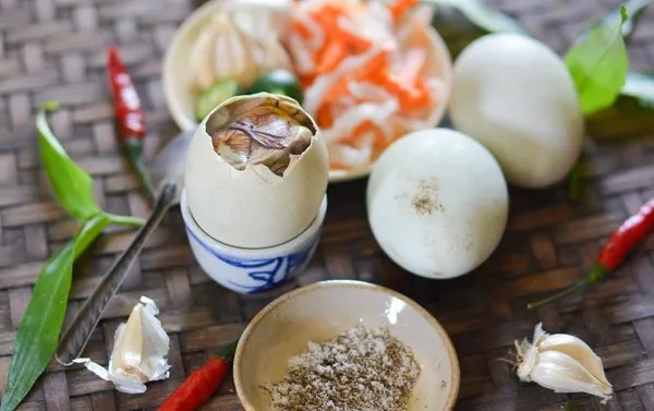 Dinh dưỡng từ trứng vịt lộn Dinh dưỡng từ trứng vịt lộn