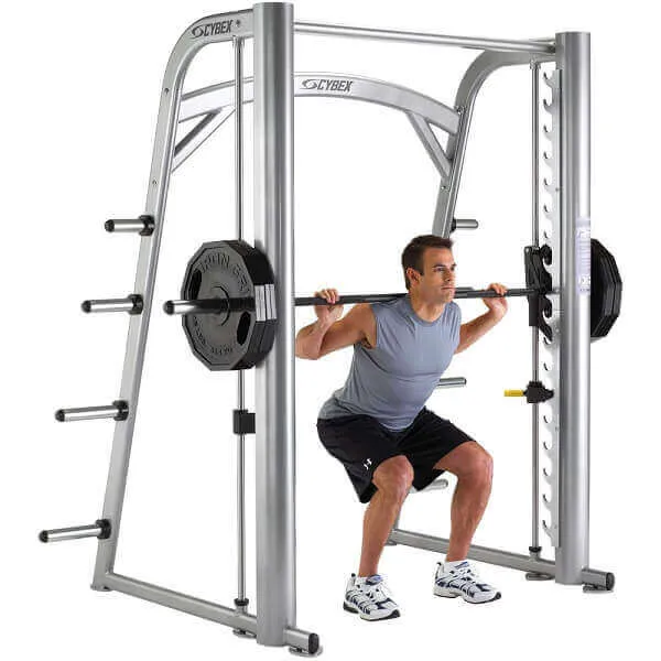 Sử dụng thanh đỡ khi Squat để đảm bảo an toàn cho bạn Sử dụng thanh đỡ khi Squat để đảm bảo an toàn cho bạn