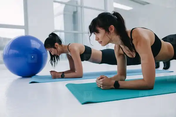 Phụ nữ trên 25 tập gì ăn gì để bảo toàn sắc đẹp Phụ nữ trên 25 tập gì ăn gì để bảo toàn sắc đẹp