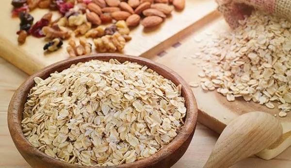 Yến mạch nhiều chất xơ tốt cho hệ tiêu hóa và giảm cảm giác thèm ăn Yến mạch nhiều chất xơ tốt cho hệ tiêu hóa và giảm cảm giác thèm ăn
